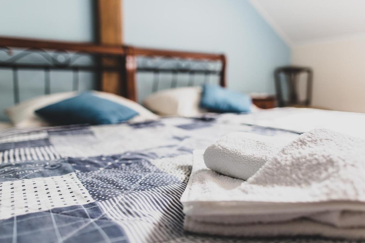 Stajnia Sarnowek Nad Jeziorem Rozany Bed & Breakfast Rozajny Wielkie