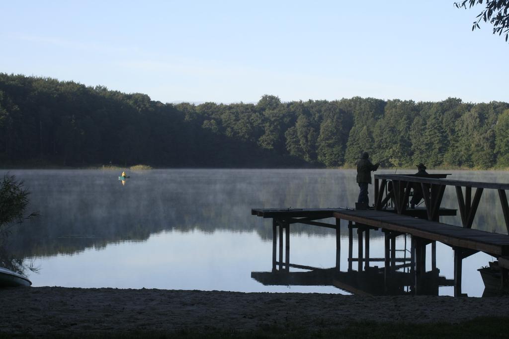 Stajnia Sarnowek Nad Jeziorem Rozany