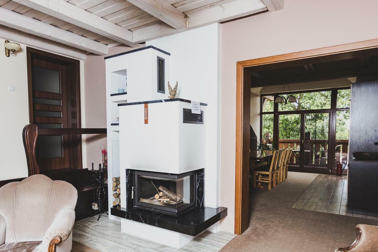 Stajnia Sarnowek Nad Jeziorem Rozany Bed & Breakfast *